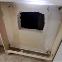 Polizei schnappt Mafiaboss – Video zeigt Versteck hinter einer Heizung