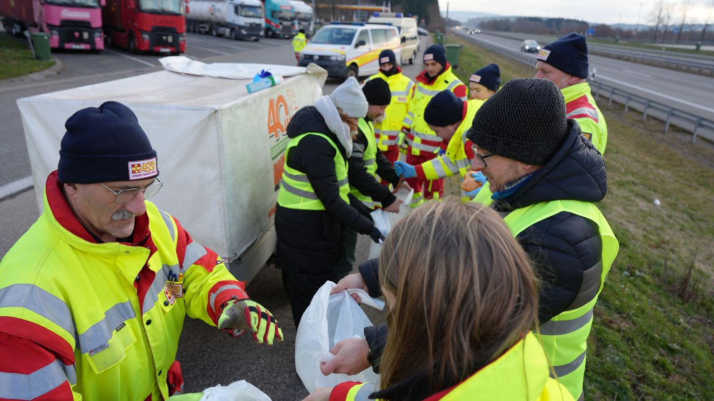 Erste Station: Autobahnraststätte Hochwald West Foto: Kevin Schößler/dpa