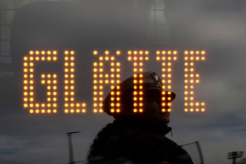 In Teilen von NRW kann es stellenweise glatt werden (Archiv). Foto: Marijan Murat/dpa