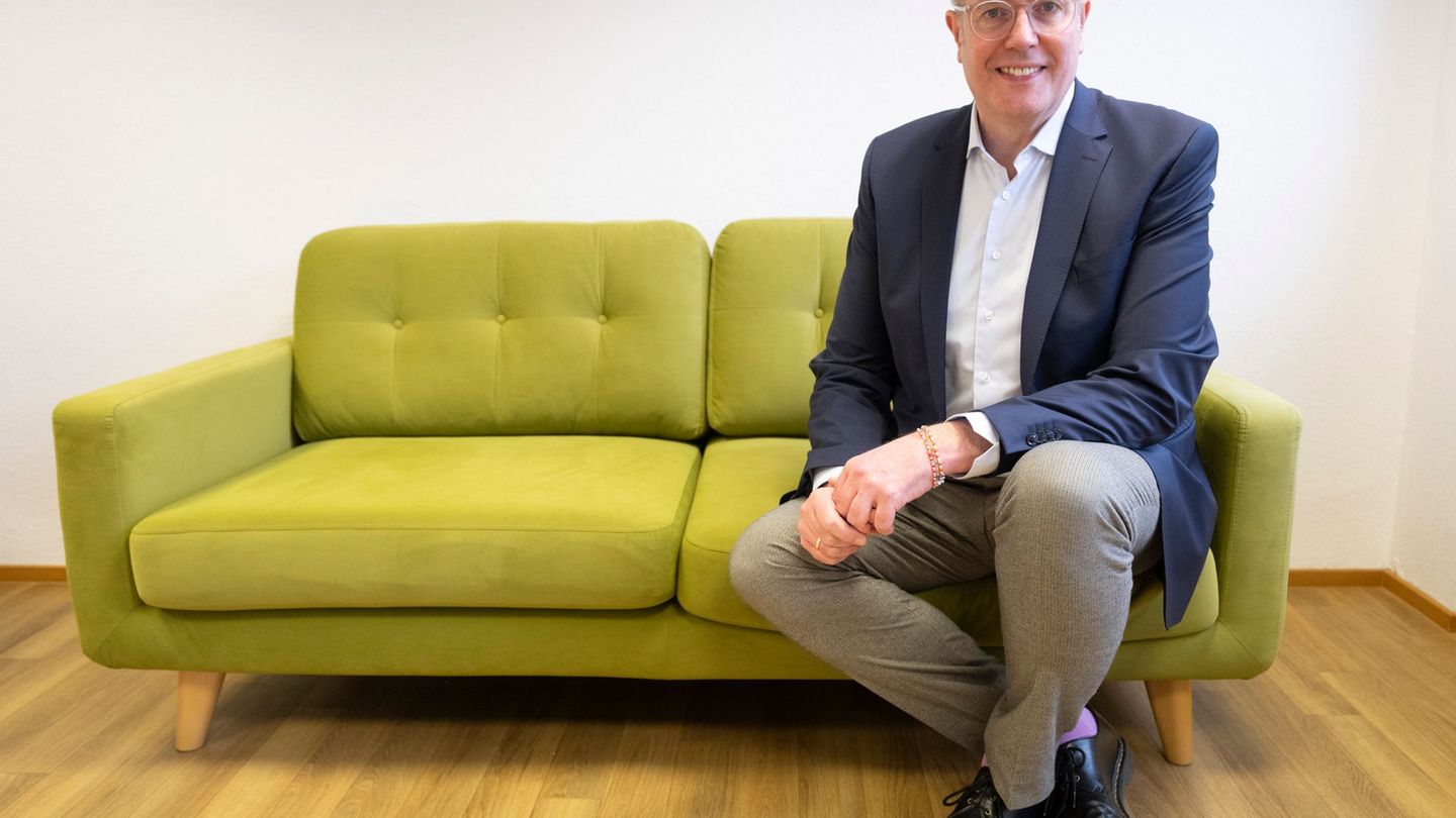 Parlament-Schweitzer-w-nscht-sich-Landtagssitzung-in-Mundart