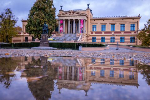 Das nach Renovierung wiedereröffnete Staatliche Museum Schwerin. (Archivbild) Foto: Jens Büttner/dpa
