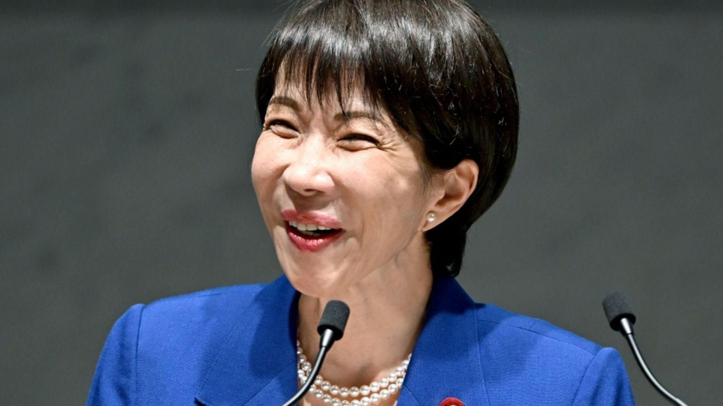 Regierungschefin Sanae Takaichi