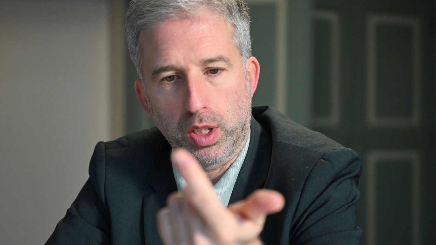 Tübingens OB Palmer kann sich immer noch eine Rückkehr zu den Grünen vorstellen. Foto: Bernd Weißbrod/dpa