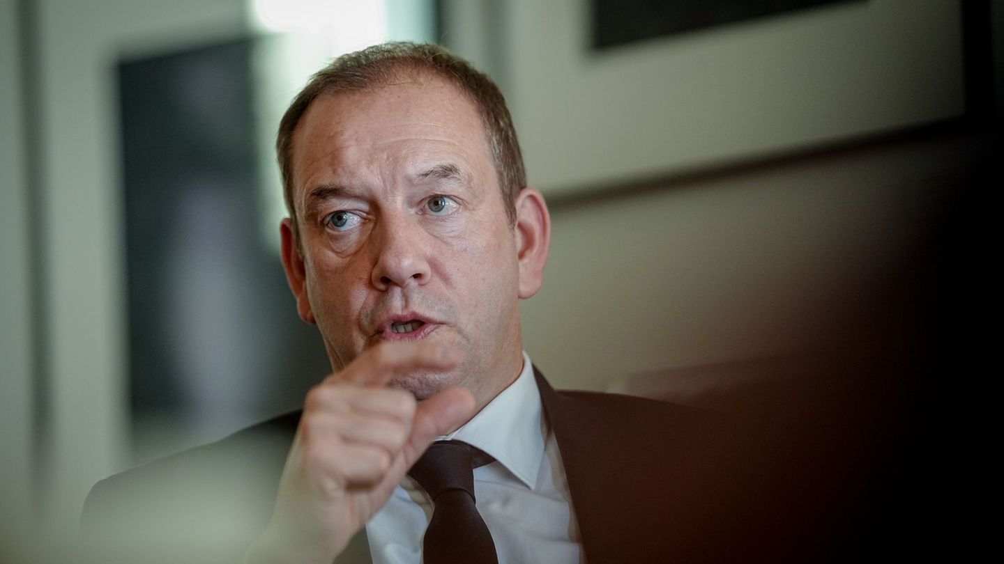 Wehrbeauftragter Henning Otte Foto: Kay Nietfeld/dpa