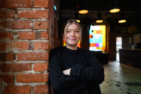 "Es ist echt ein sehr krasses Auf und Ab", sagt OKA-Geschäftsführerin Josefine Went. Foto: Robert Michael/dpa