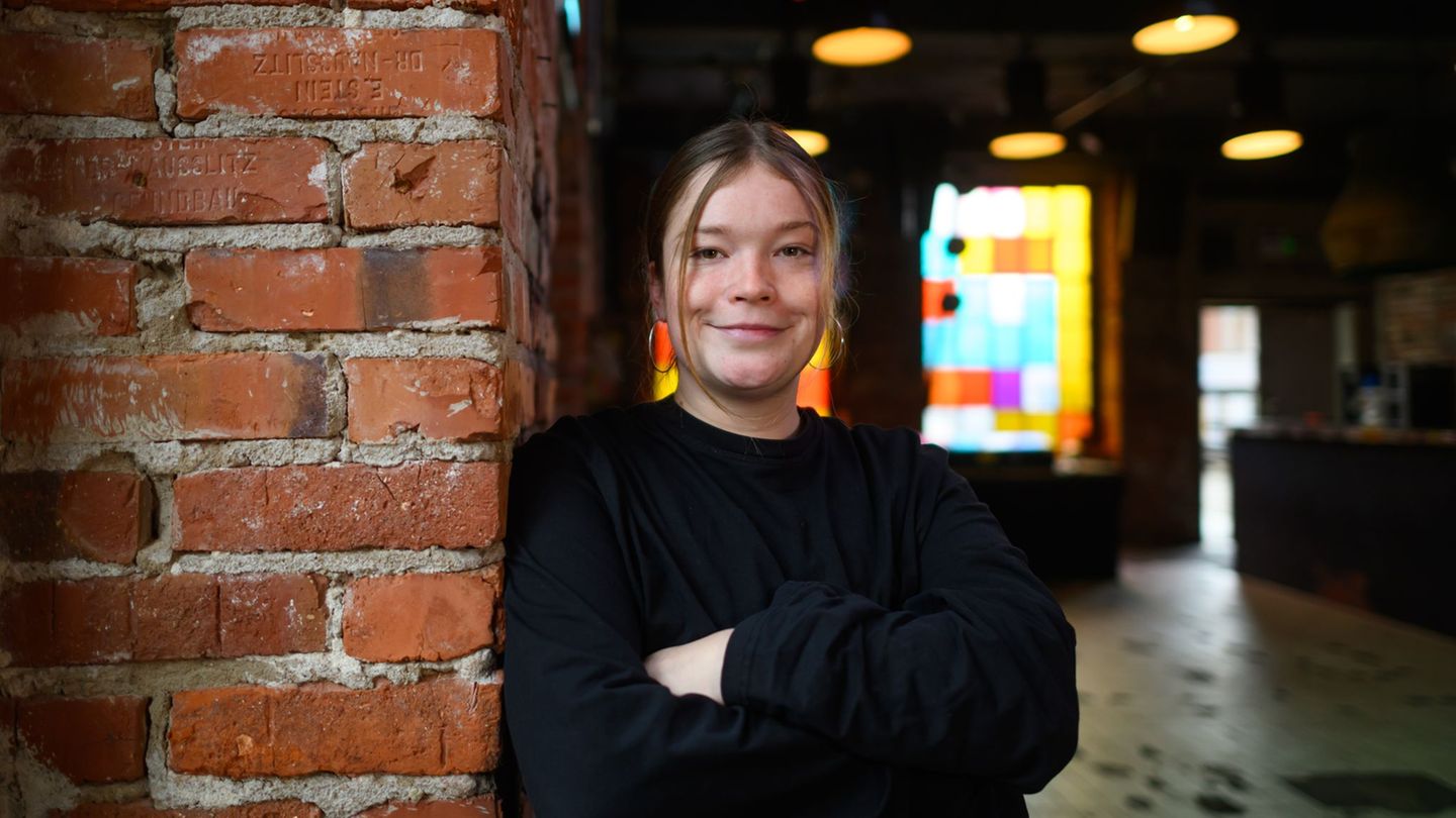 "Es ist echt ein sehr krasses Auf und Ab", sagt OKA-Geschäftsführerin Josefine Went. Foto: Robert Michael/dpa
