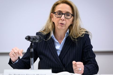 Polizeipräsidentin Barbara Slowik Meisel weist auf den hohen Anteil Jugendlicher bei Gewalttätern hin. (Archivbild) Foto: Bernd