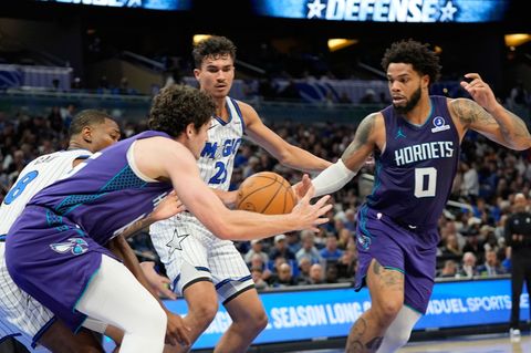 Tristan da Silva und die Orlando Magic hatten gegen die Charlotte Hornets das Nachsehen. Foto: John Raoux/AP/dpa