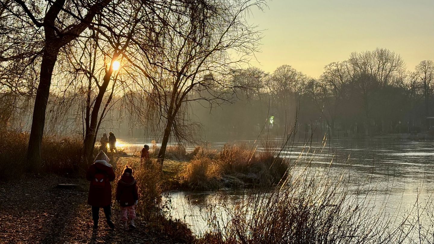 Wetter: Grauer Tag mit Sprühregen in Sachsen