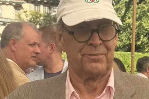 Schauspieler Chevy Chase lag 2021 acht Tage im Koma.