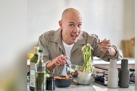 Oli.P lebt seit einigen Jahren vegan.