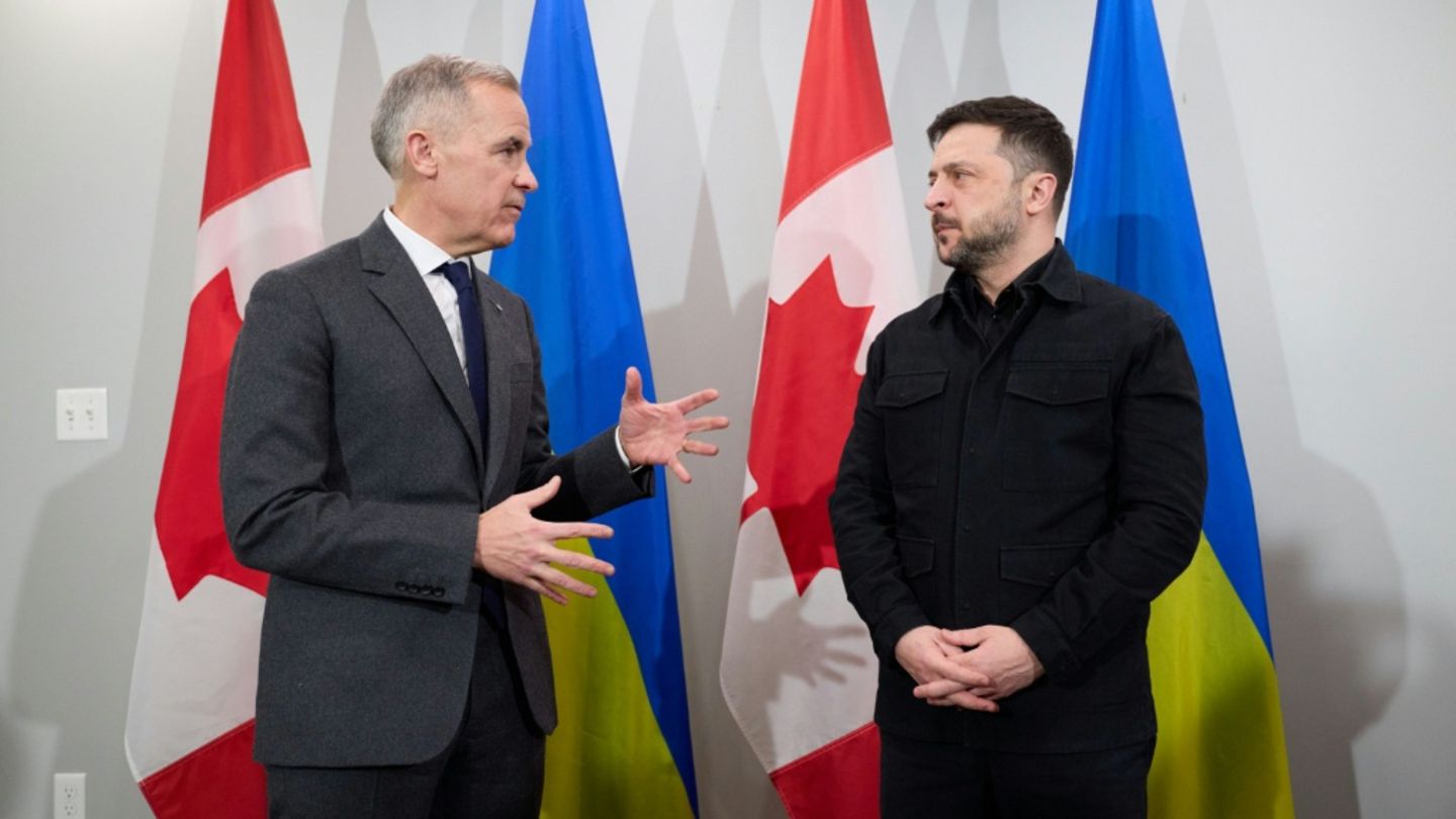 Selenskyj (r.) und der kanadische Premier Carney