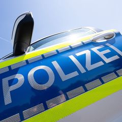 Ein Gutachter soll nun den Unfallhergang klären. (Symbolbild) Foto: Boris Roessler/dpa