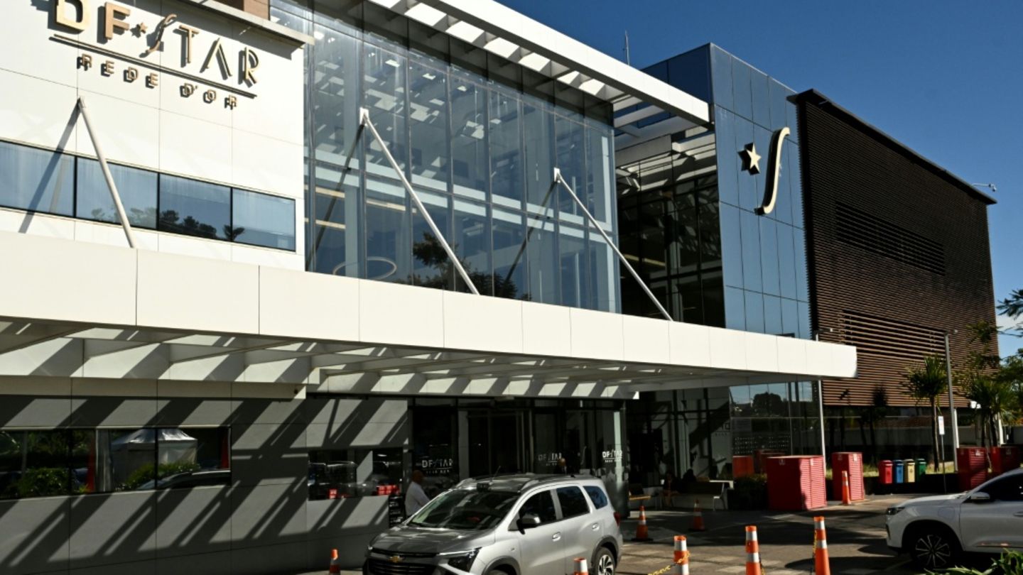 Das Krankenhaus in Brasília, in dem Bolsonaro behandelt wird