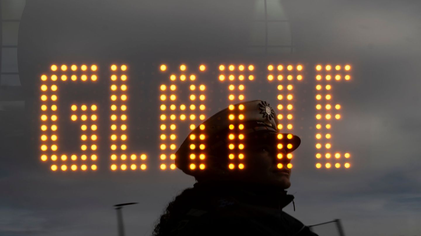 Verkehr: Unfall nach missglücktem Überholmanöver