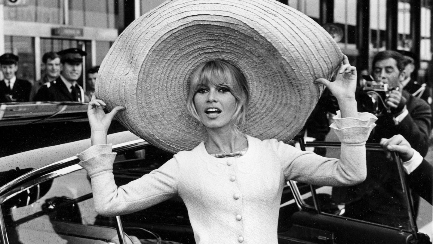 Die Männer lagen Brigitte Bardot zu Füßen und die Frauen ahmten ihre toupierte blonde Mähne nach. Foto: Uncredited/AP/dpa