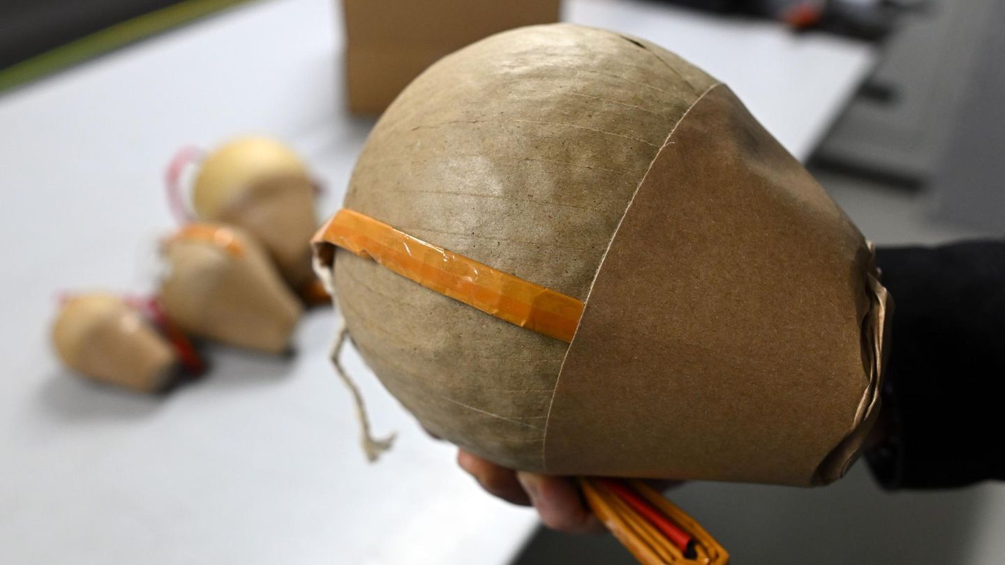 Silvester in Berlin: Wie ein Kind durch eine Kugelbombe fast sein Leben verlor