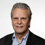 Der beliebte TV- und Theater-Schauspieler Peter Sattmann ist am ersten Weihnachtstag an seinem Wohnort in Brandenburg nach langer Krankheit verstorben – einen Tag vor seinem 78. Geburtstag. Sattmann, der im sächsischen Zwickau geboren wurde, spielte viele Jahre unter Claus Peymann am Theater in Stuttgart und Bochum. Er wurde zudem bekannt durch die Fernsehserien "Rätsel der Sandbank" und "Der Prins muss her". Sattmann spielte in vielen beliebten TV-Formaten mit, etwa in Inga-Lindström- und Rosamunde-Pilcher-Filmen. Er hatte Gastauftritte in der Serie "Der Alte" und im "Tatort". Mit der Schauspielerin Katja Riemann hat Sattmann eine gemeinsame Tochter