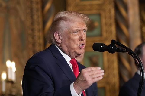 US-Präsident Donald Trump in Mar-a-Lago. Hier trifft er auch auf Wolodymyr Selenskyj