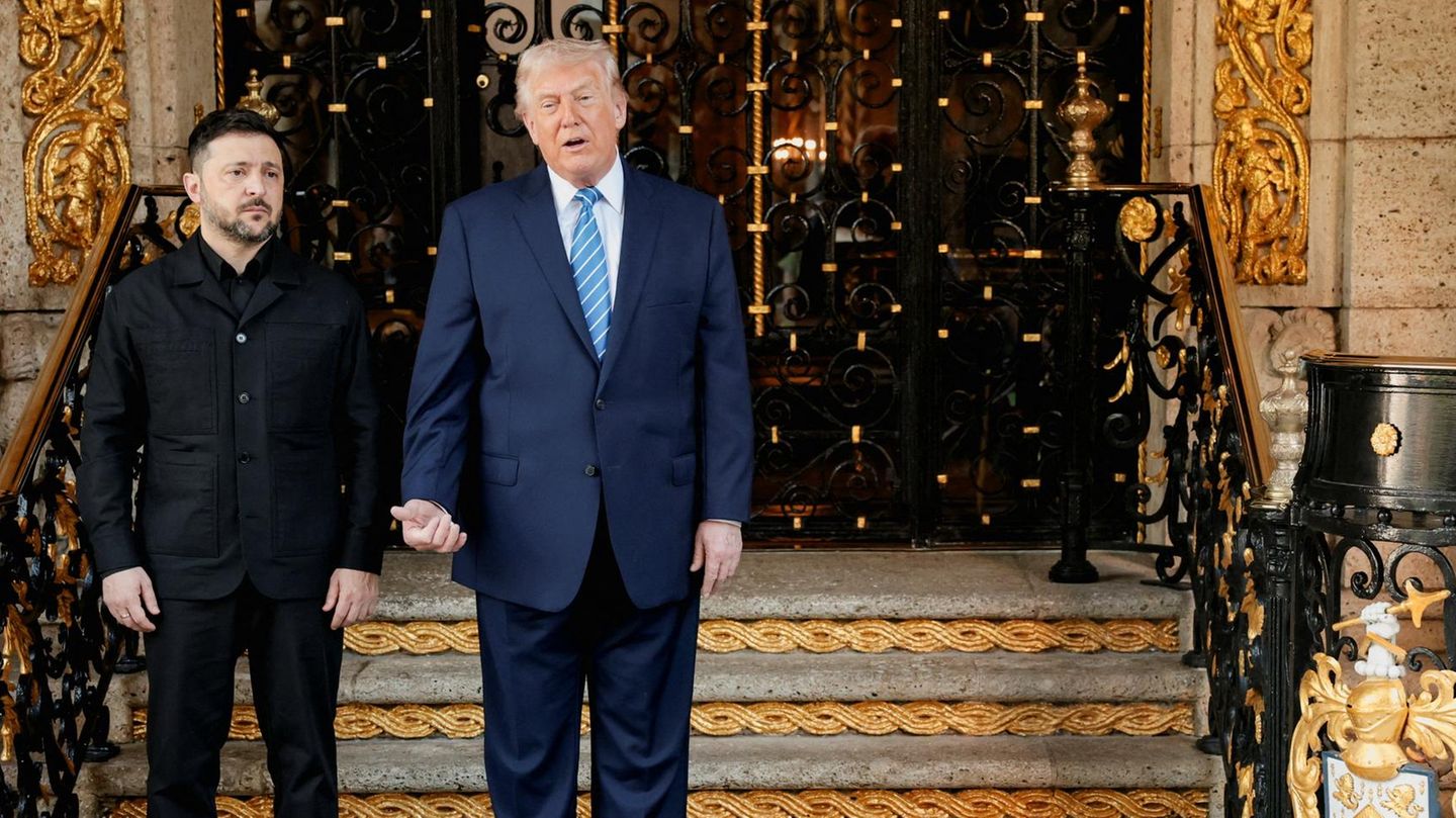 Donald Trump und Wolodymyr Selenskyj vor Trumps Anwesen Mar-a-Lago in Florida