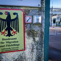 Aus einem Solidaritätsprogramm sind Millionen bewilligt worden. (Symbolbild) Foto: Jens Büttner/dpa