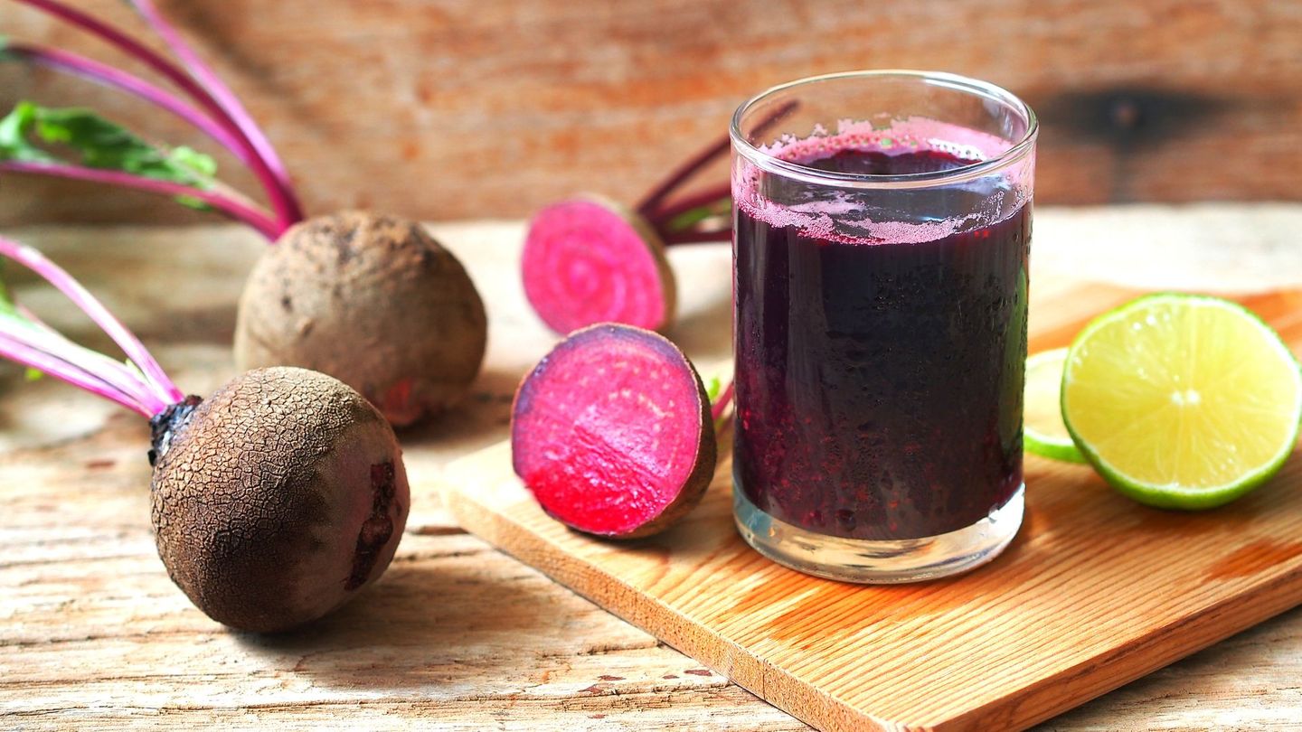 Wintercocktail mit Roter Bete