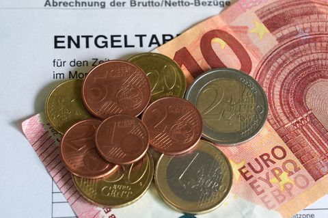 In MV profitieren nach Gewerkschaftsangaben viele Menschen von der anstehenden Erhöhung des Mindestlohns. (Symbolbild) Foto: Mar