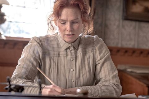 Hat die Fäden in der Hand: Henny Reents als Elisabeth Pape in der ARD-Serie "Schwarzes Gold".