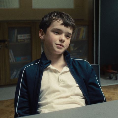 Die erschütternede Netflix-Serie "Adolescence" erzählt von einem Jungen (Owen Cooper), der zum Mörder wurde.