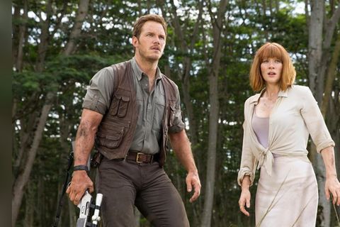 "Jurassic World": Owen (Chris Pratt, l.) und Claire (Bryce Dallas Howard) kämpfen um ihr Leben.