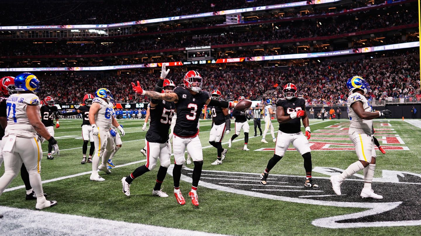 nfl-93-yard-touchdown-falcons-berraschen-rams