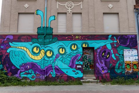 Das Wohnprojekt wurde schon in der Vergangenheit mehrfach attackiert. (Archivbild) Foto: Frank Hammerschmidt/dpa