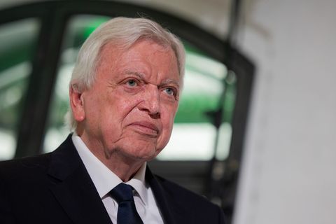 Volker Bouffier geht hart mit Jens Spahn ins Gericht. (Archivbild) Foto: Rolf Vennenbernd/dpa