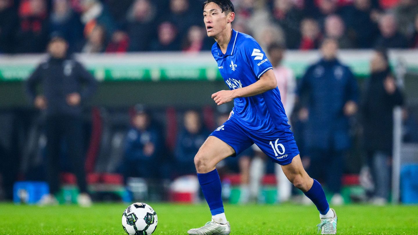 Hiroki Akiyama hat sich beim SV Darmstadt 98 bewährt. (Archivbild) Foto: Tom Weller/dpa