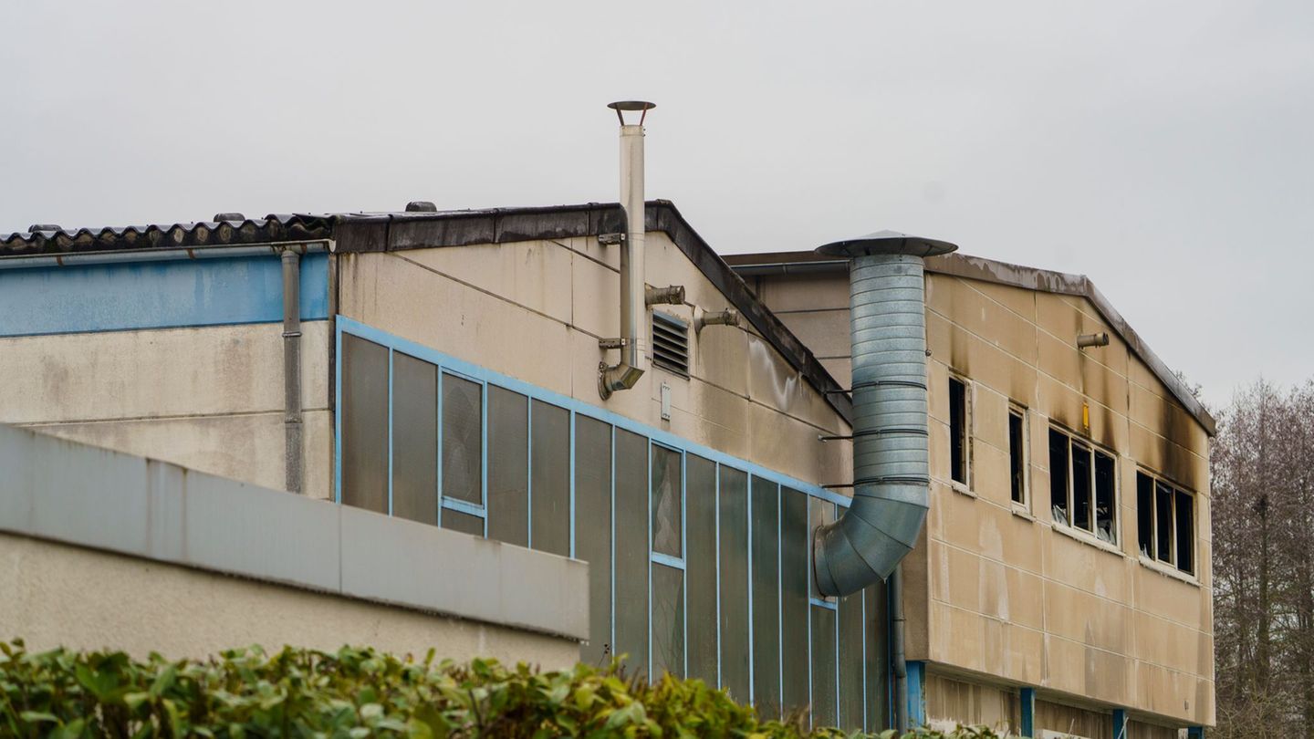 Ermittler schließen vorsätzliche Brandstiftung aus. Foto: Andreas Arnold/dpa