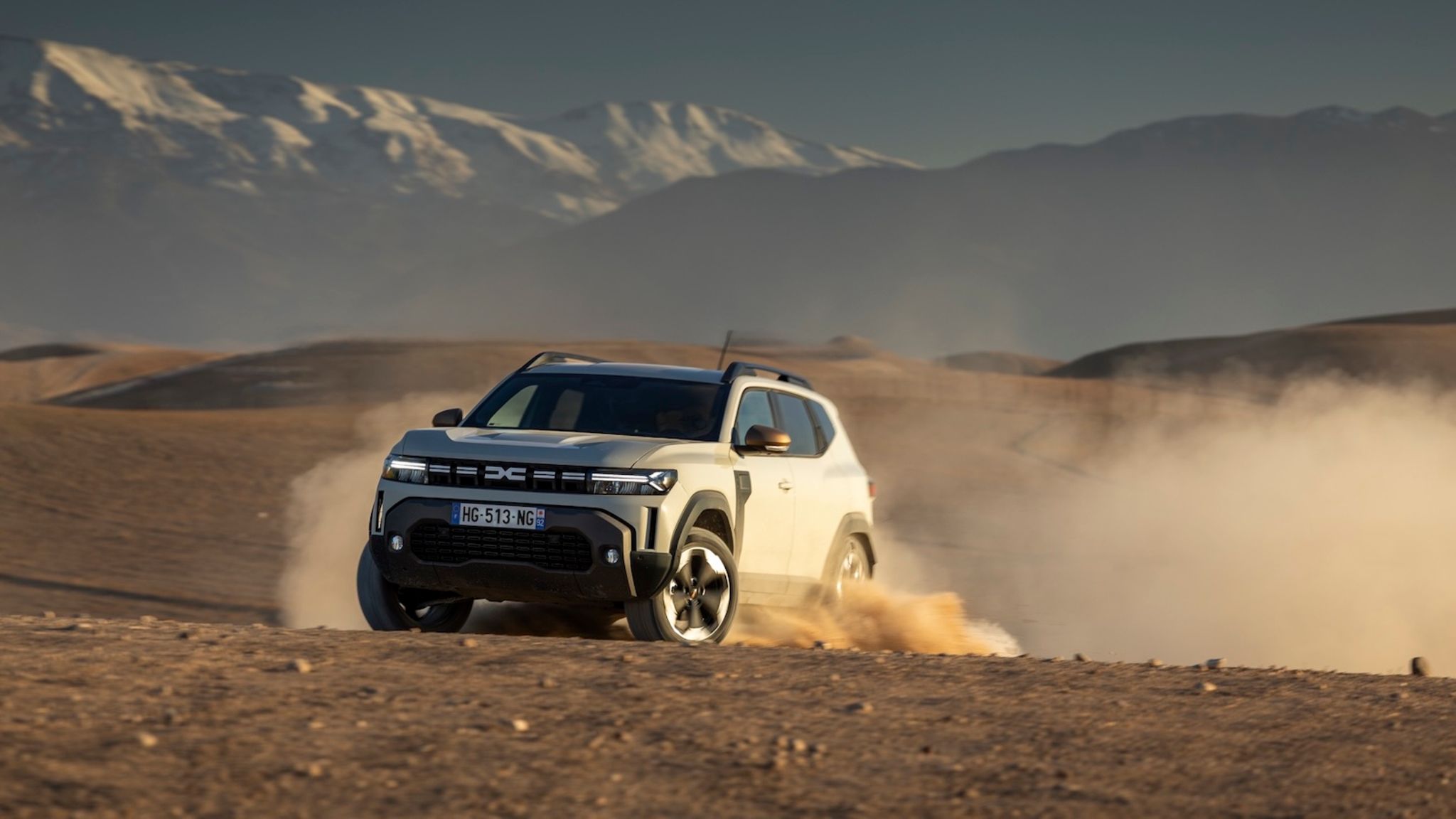 Cruisen in der Wüste Marokkos leicht gemacht mit dem Dacia Duster G 150 Hybrid 4x4