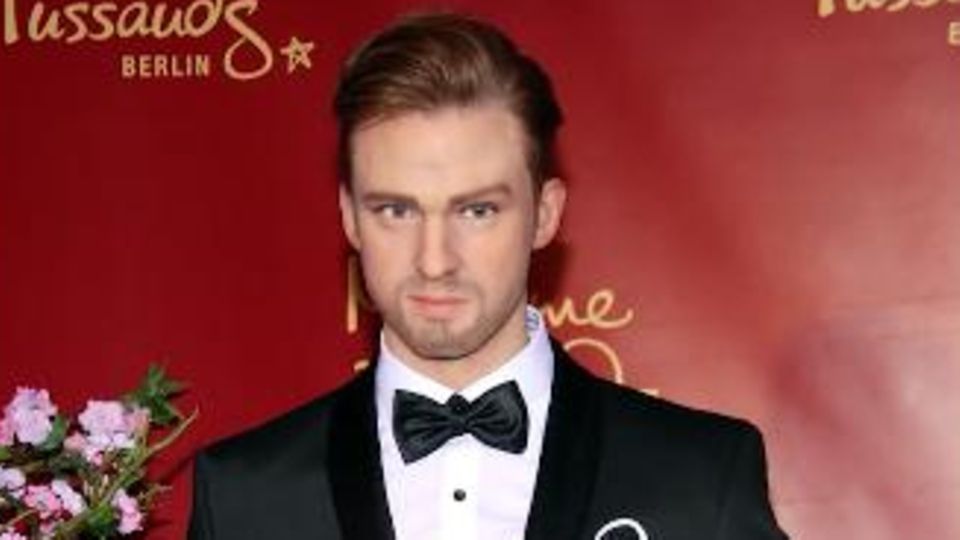 Lieber einschmelzen?: Diese Wachsfiguren sorgen für Spott und Staunen