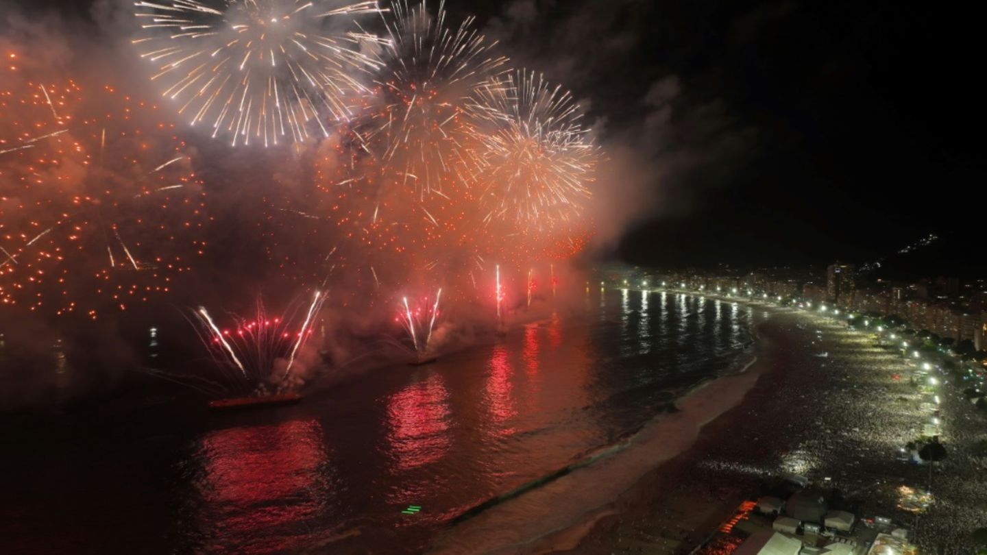Feuerwerk über Rio de Janeiro
