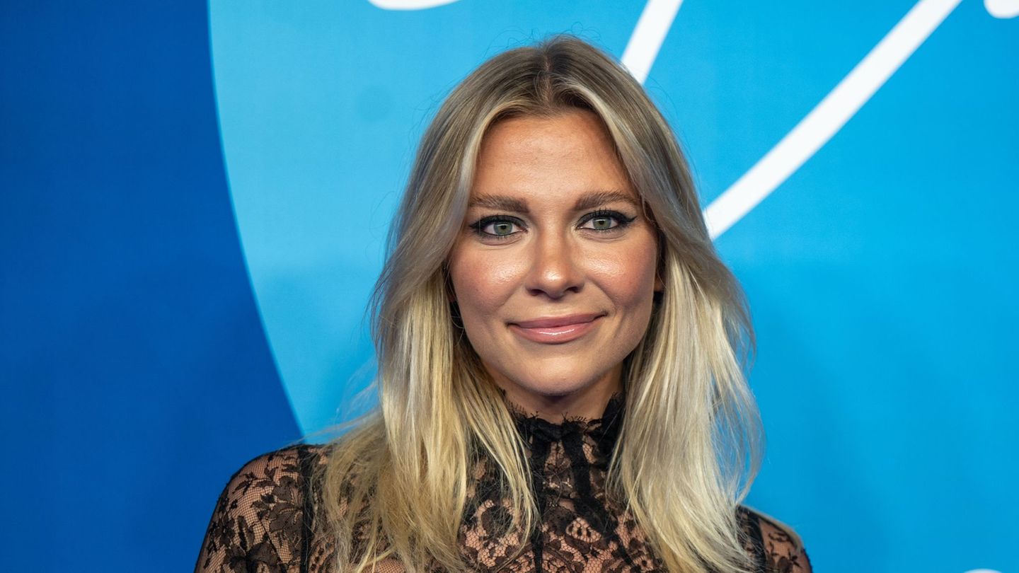 Valentina Pahde erinnert sich an ihren Auftritt beim ZDF-"Traumschiff". (Archivbild) Foto: Monika Skolimowska/dpa