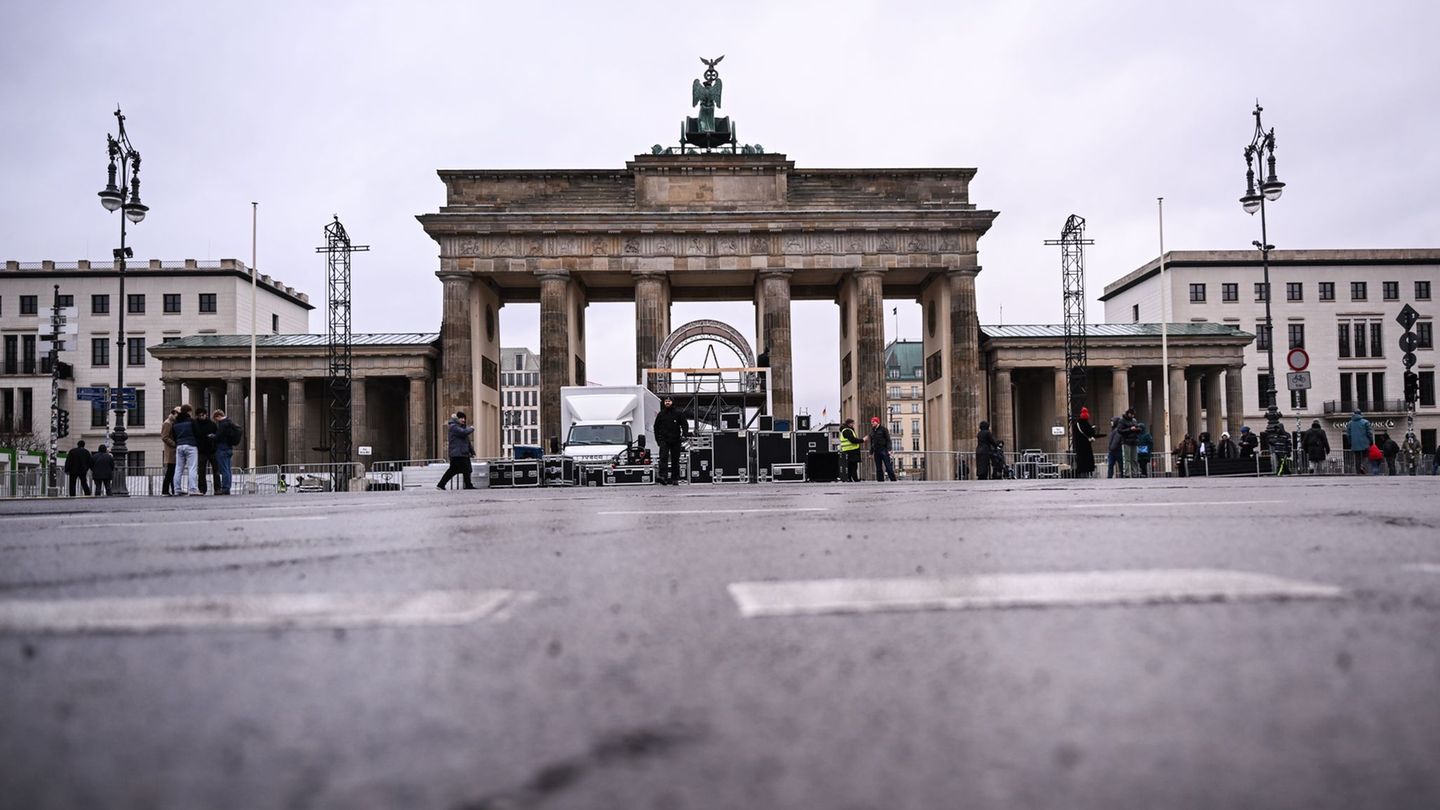 Wetter: Schnee und Glätte zum Start in den Silvestertag