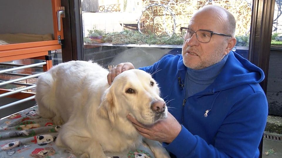 Jörg Müller mit einem Hund