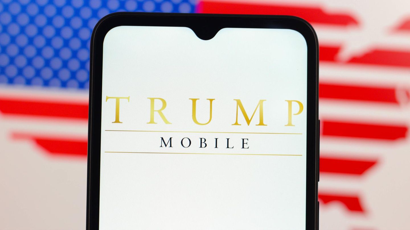 Neues Produkt: Launch von goldenem Trump-Smartphone erneut verschoben