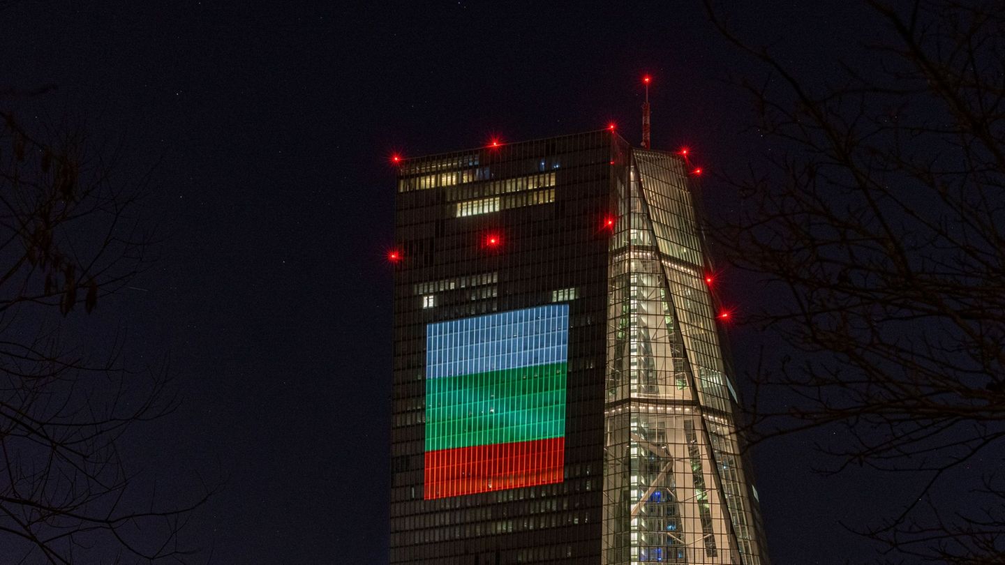 Bulgarien ist seit 2007 Mitglied der EU und nun das 21. Land der Euro-Zone. Foto: Helmut Fricke/dpa