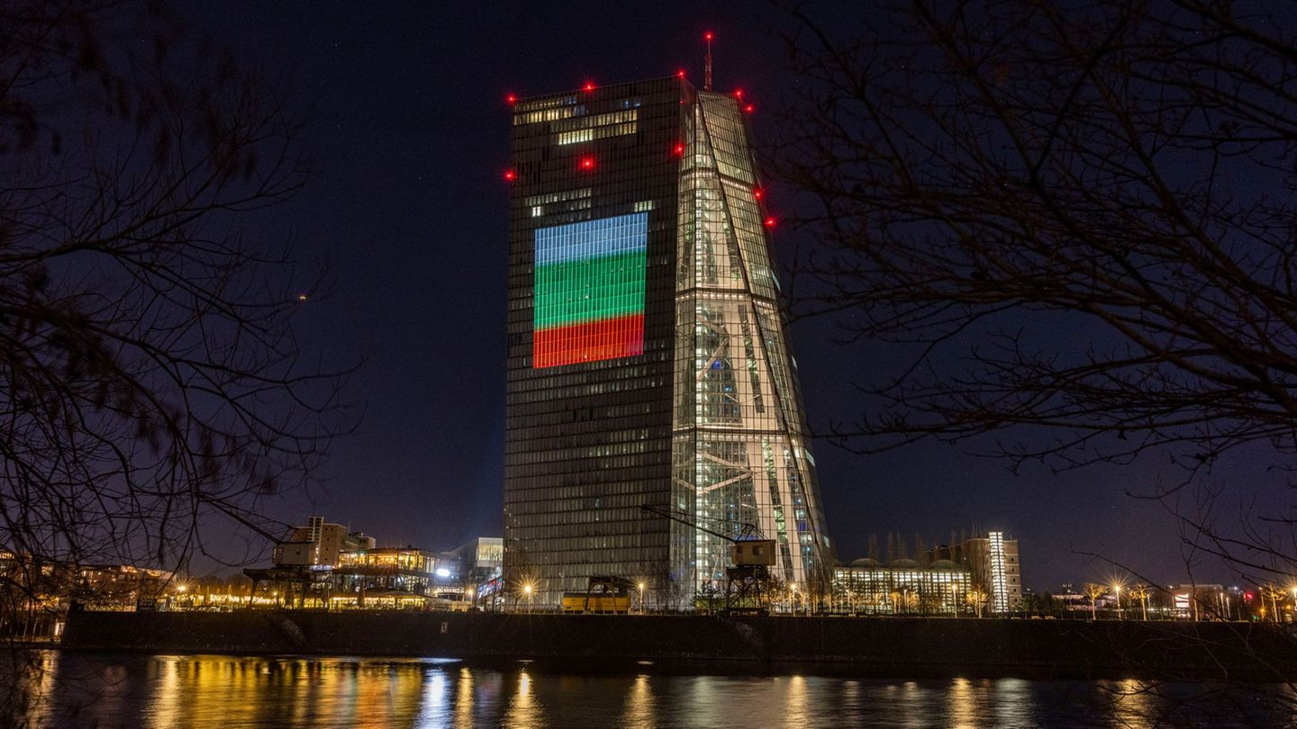 Willkommen Bulgarien im Club der Länder mit der Euro-Währung. Foto: Helmut Fricke/dpa