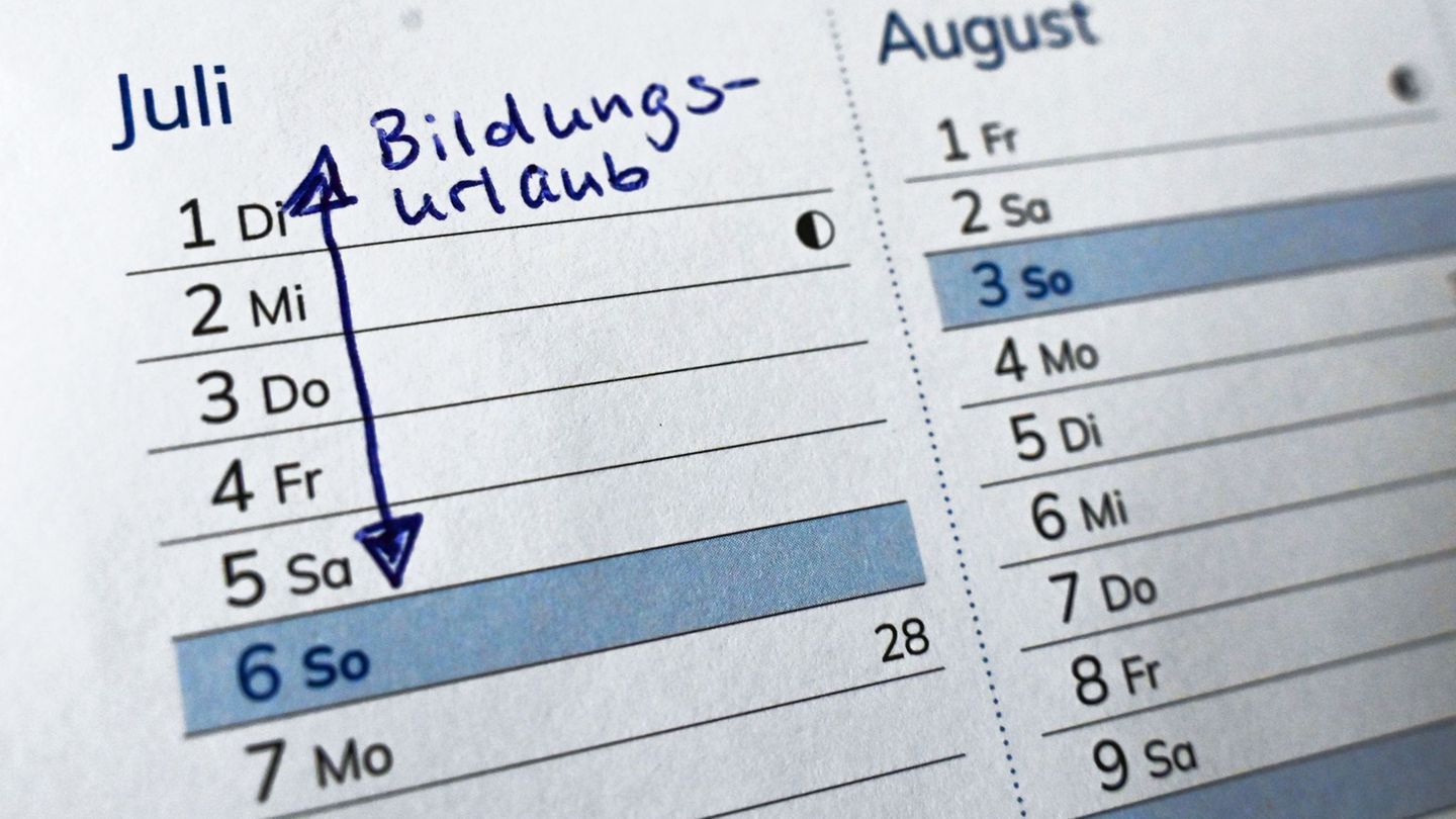 Im Kalender hätten Beschäftigte Platz für Bildungsurlaub – genutzt wird er jedoch nur selten. (Symbolbild) Foto: Katharina Kausc