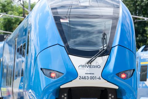 Das Bahnunternehmen Arverio fährt auf der Riesbahn-Strecke zwischen Bayern und Baden-Württemberg. Politiker kritisieren, dass da