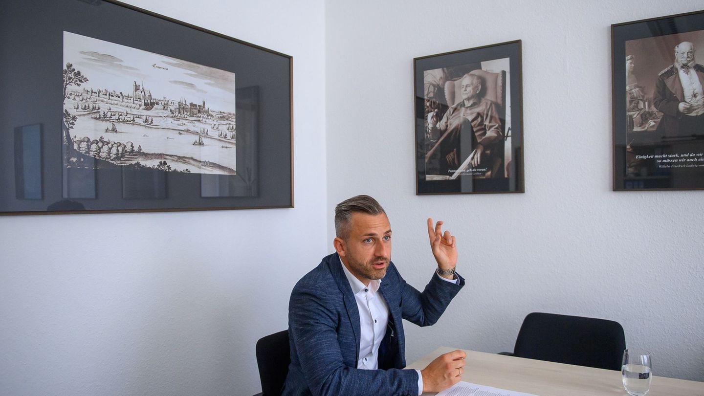 "Leider läuft im Land aktuell so viel schief, dass es leichter fällt die Dinge aufzuzählen, die nicht funktionieren", sagt AfD-S