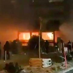 Augenzeuge filmt Flammen in Schweizer Bar