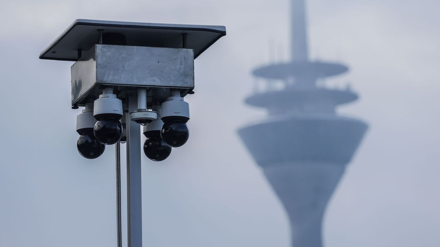 Silvesternacht-Mann-bei-Messerstecherei-in-D-sseldorf-schwer-verletzt