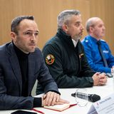 Pressekonferenz nach dem Vorfall in der Schweizer Bar